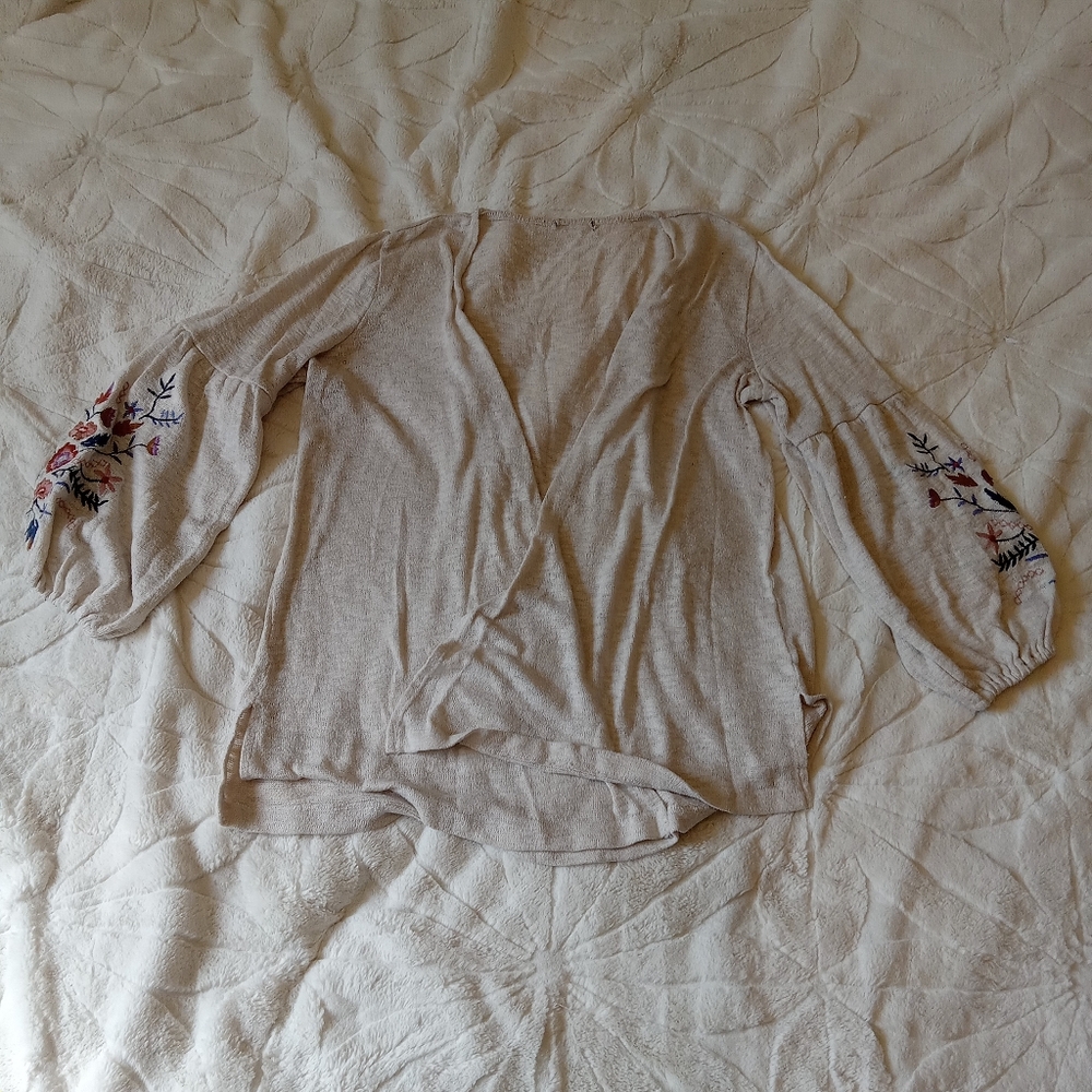 Cream Embroidered Balloon Sleeve Cardigan